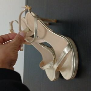 STUART WEITZMAN SANDALS